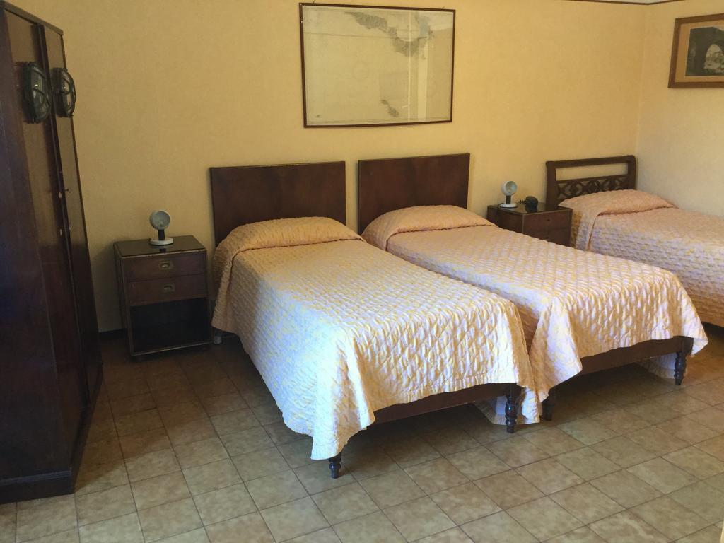 Hotel Touring Рим Екстер'єр фото
